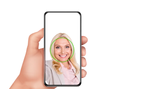 202210_WS_PNG_Age-Verification_Other_Phone-Face-Scan