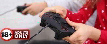 Header Photo youth and video games