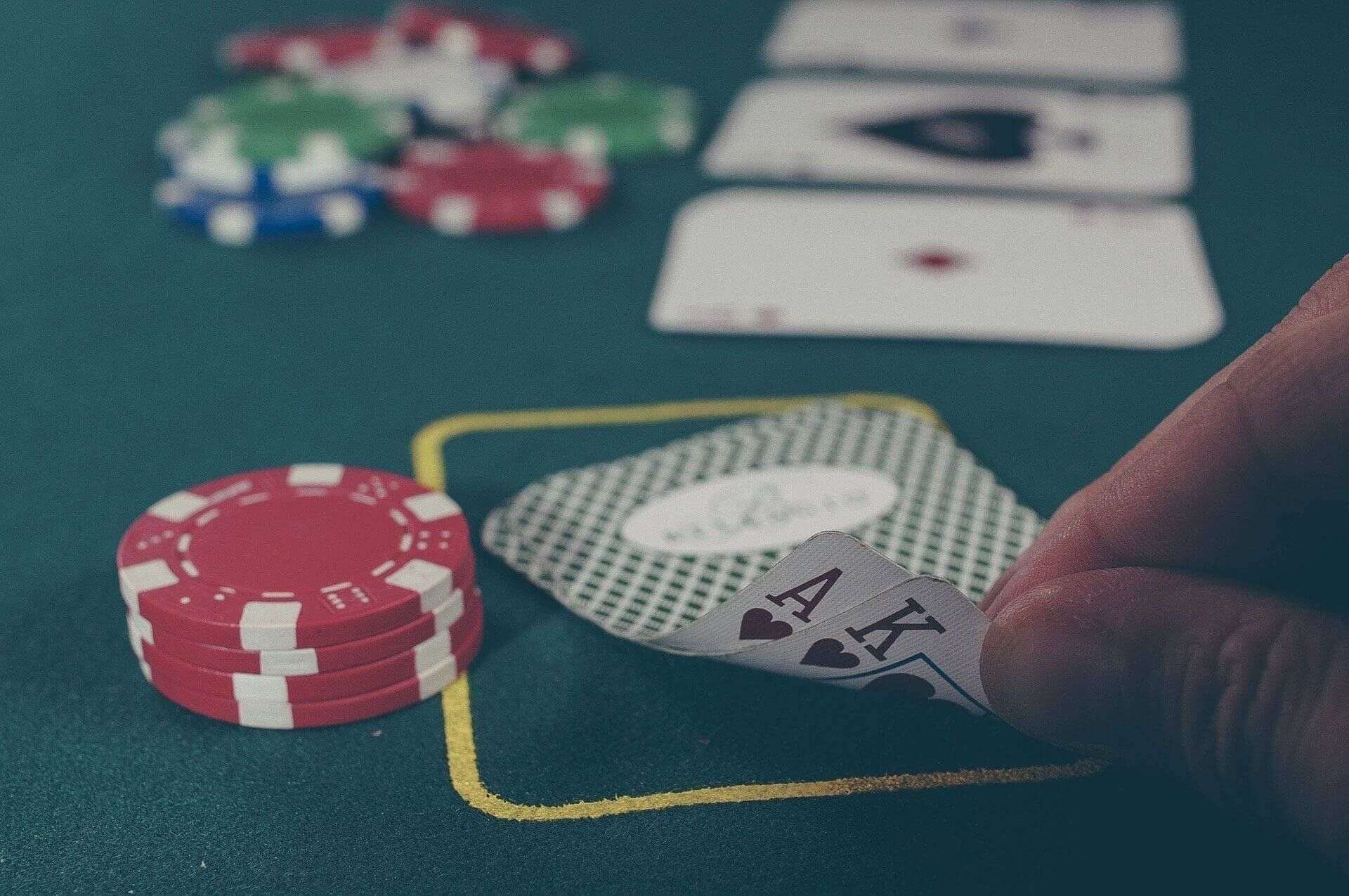 Online Gambling with Poker Cards and Chips